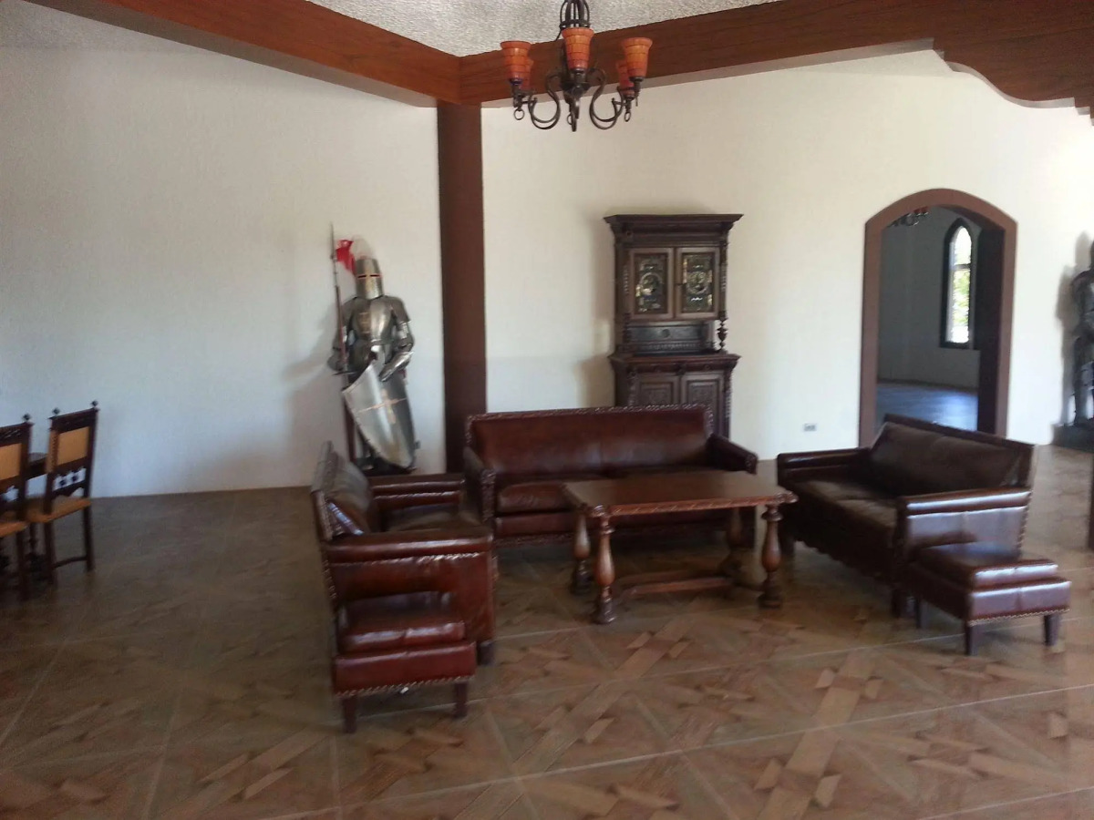 Lingganay Boracay Hotel Resort