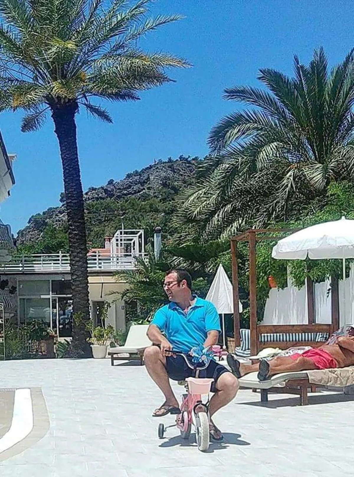 S3 Orange Exclusive Hotel