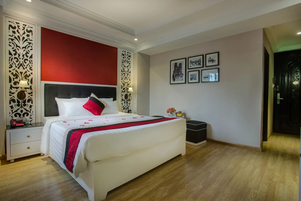 Lavender Central Hotel & Spa