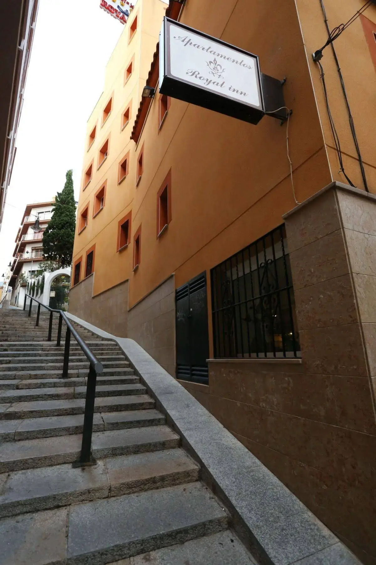 Royal Inn Aparthotel