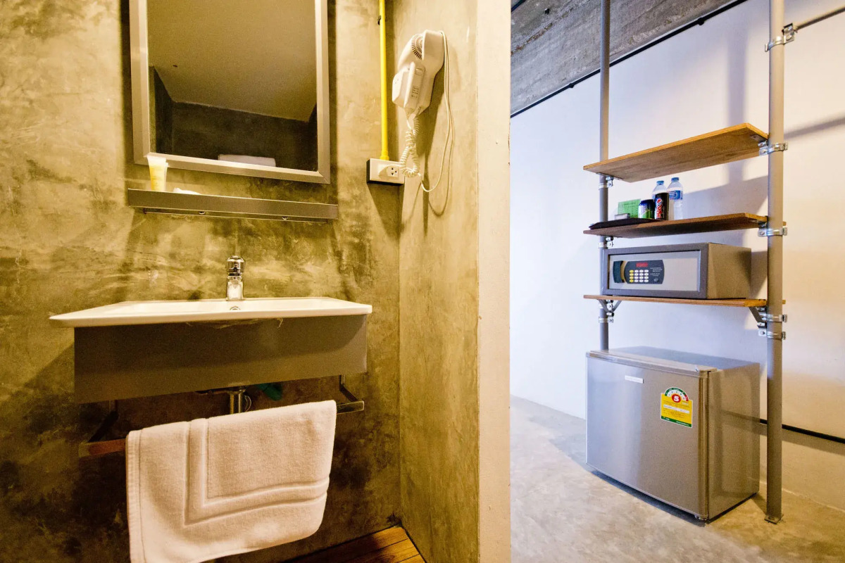 Quip Bed & Breakfast Phuket Hotel