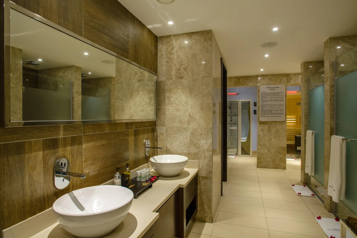 Отель Crowne Plaza Nairobi Airport, an IHG