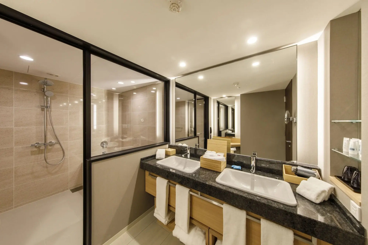 Отель Nikko Osaka