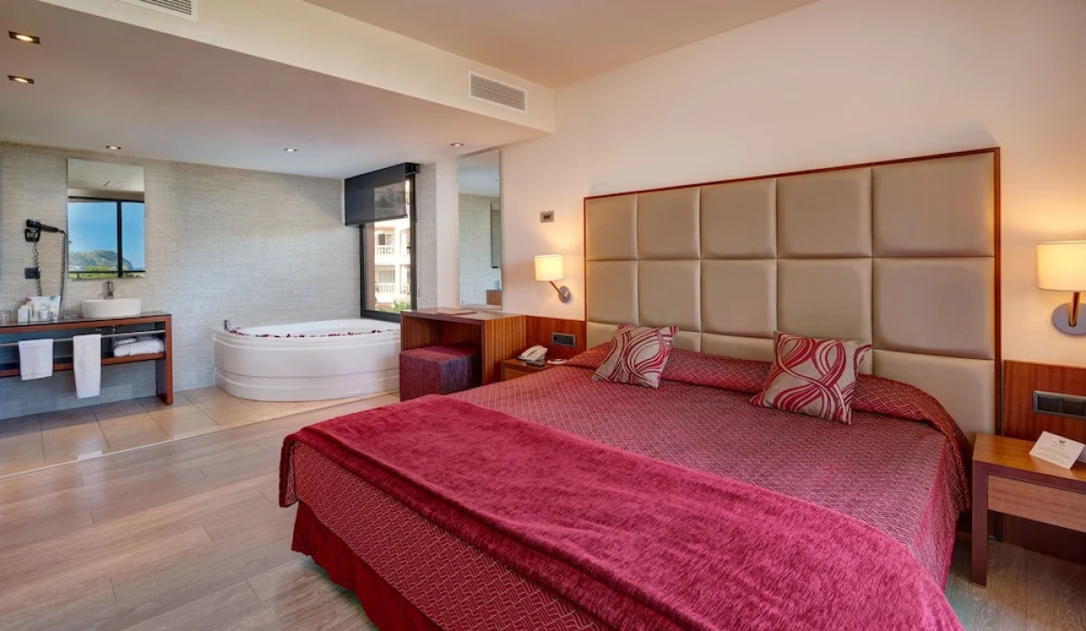 Protur Turó Pins Hotel