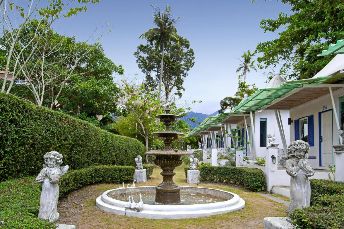 The White Knot Koh Chang