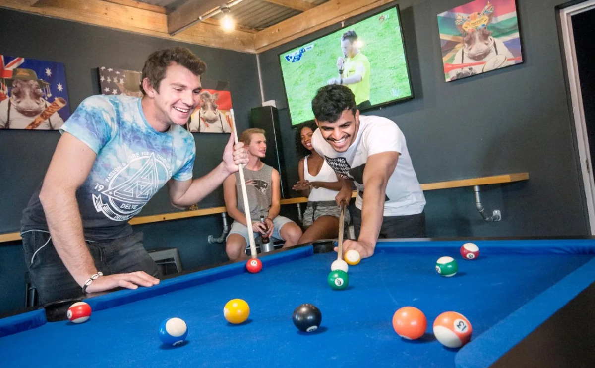 Never at Home Green Point - Hostel