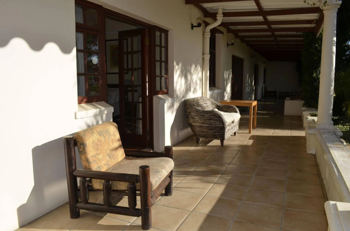 The Country Guesthouse