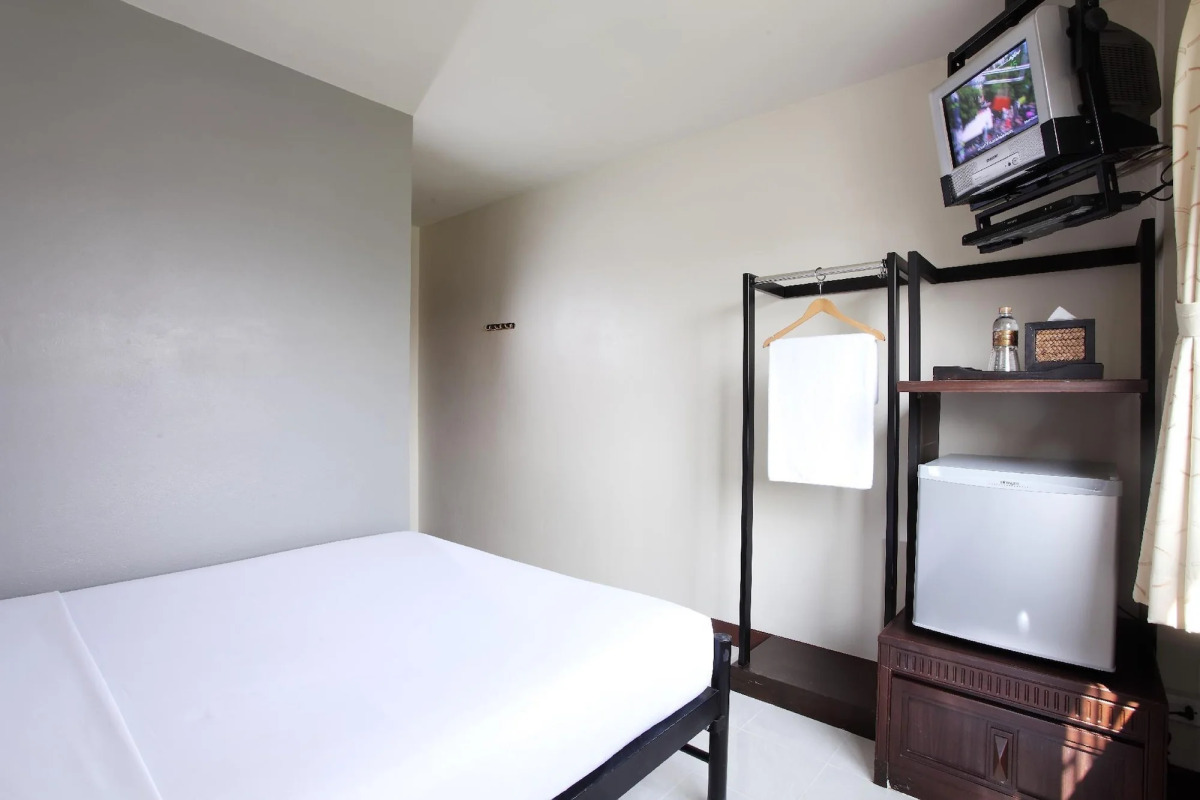 Rambuttri Village Inn & Plaza