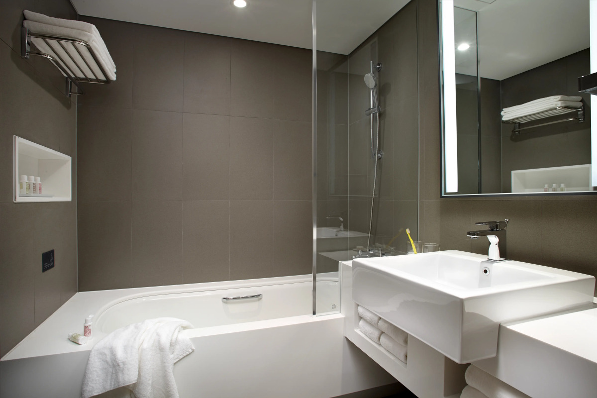 L7 MYEONGDONG by LOTTE