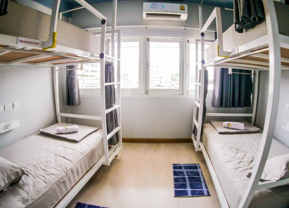 The Moon Hostel Hua Hin