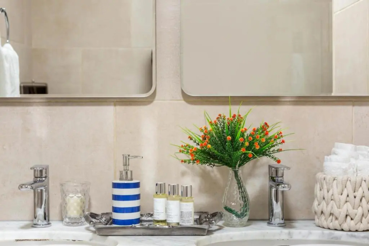 Park Lane Apartments - Clarges St