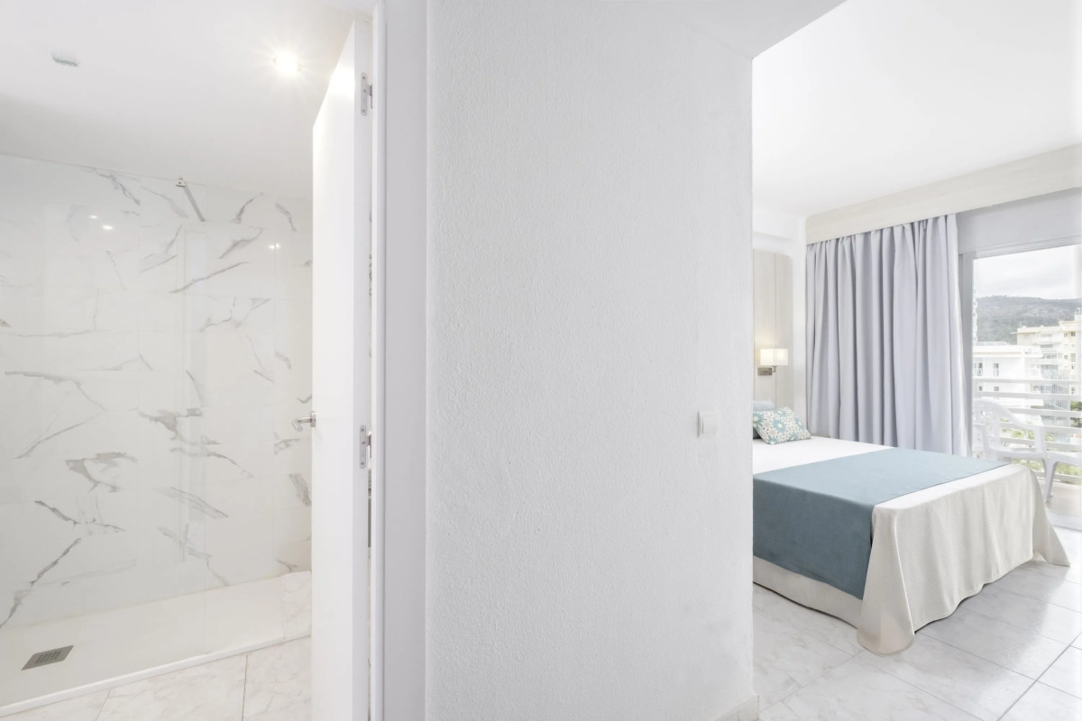 Azuline Hotel Palmanova Garden