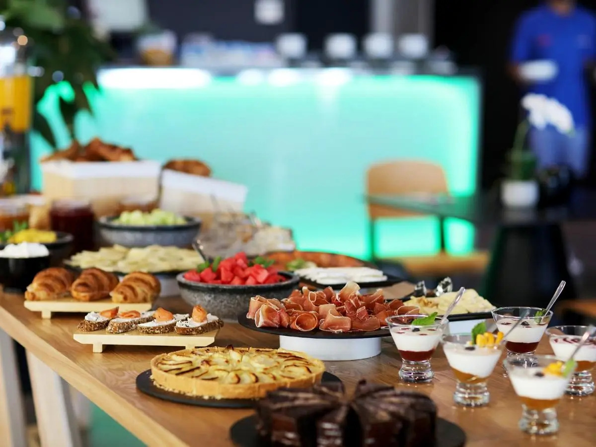 Отель AxelBeach Ibiza Spa & Beach Club - Adults Only Hotel