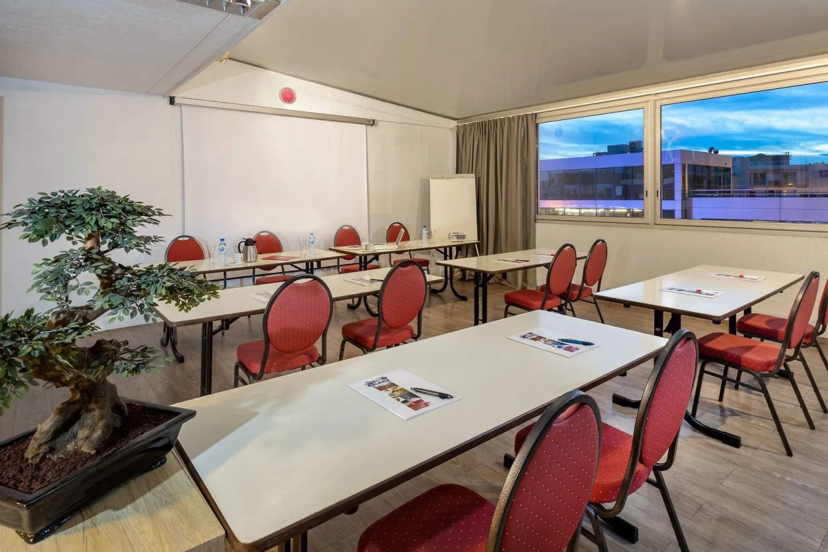 The Originals City, Hôtel Galaxie, Nice Aéroport