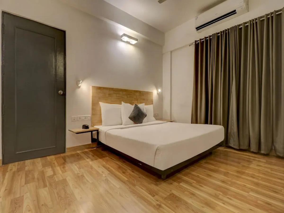 UPAR Hotels Indiranagar
