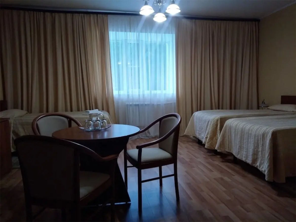 Отель «Бригантина»