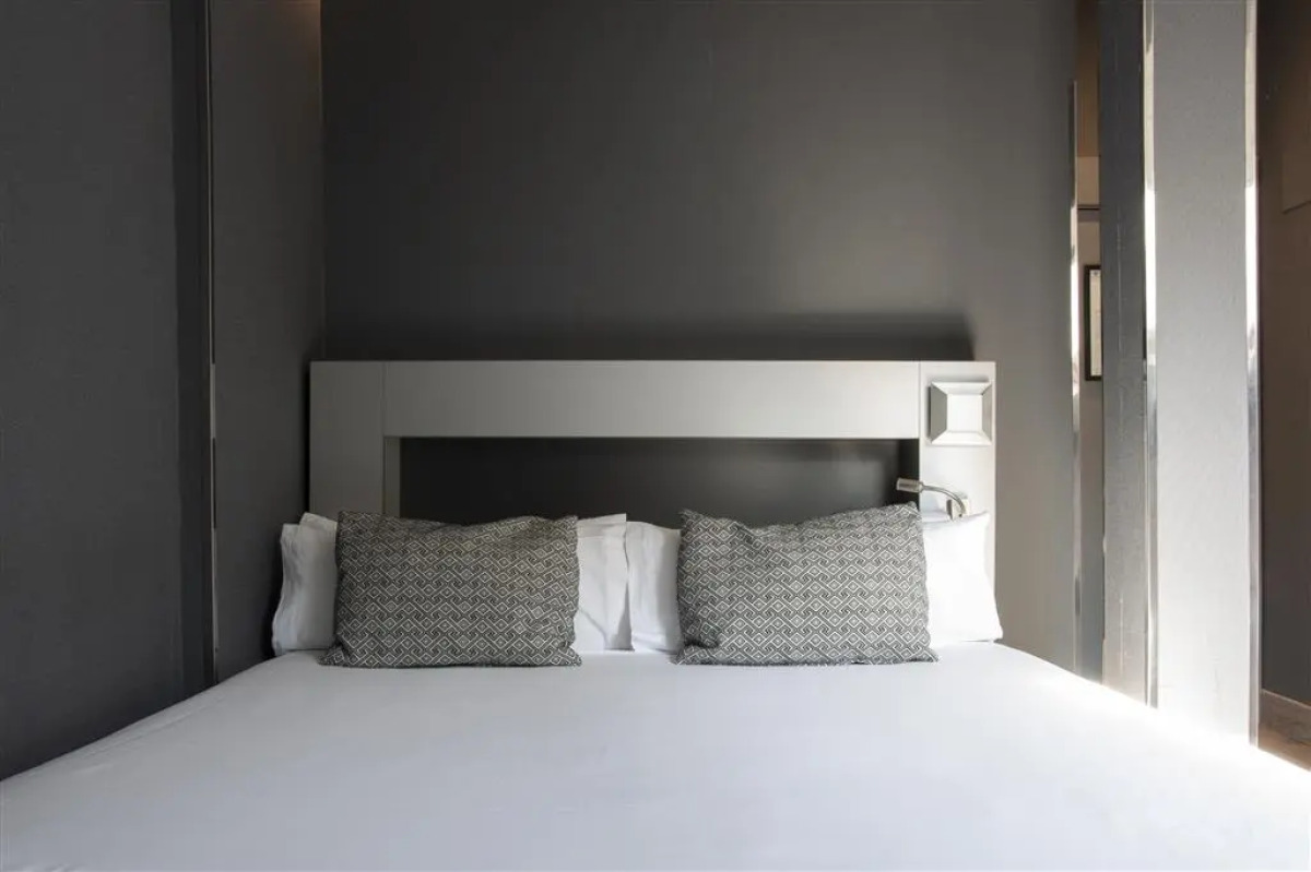 Petit Palace Plaza España