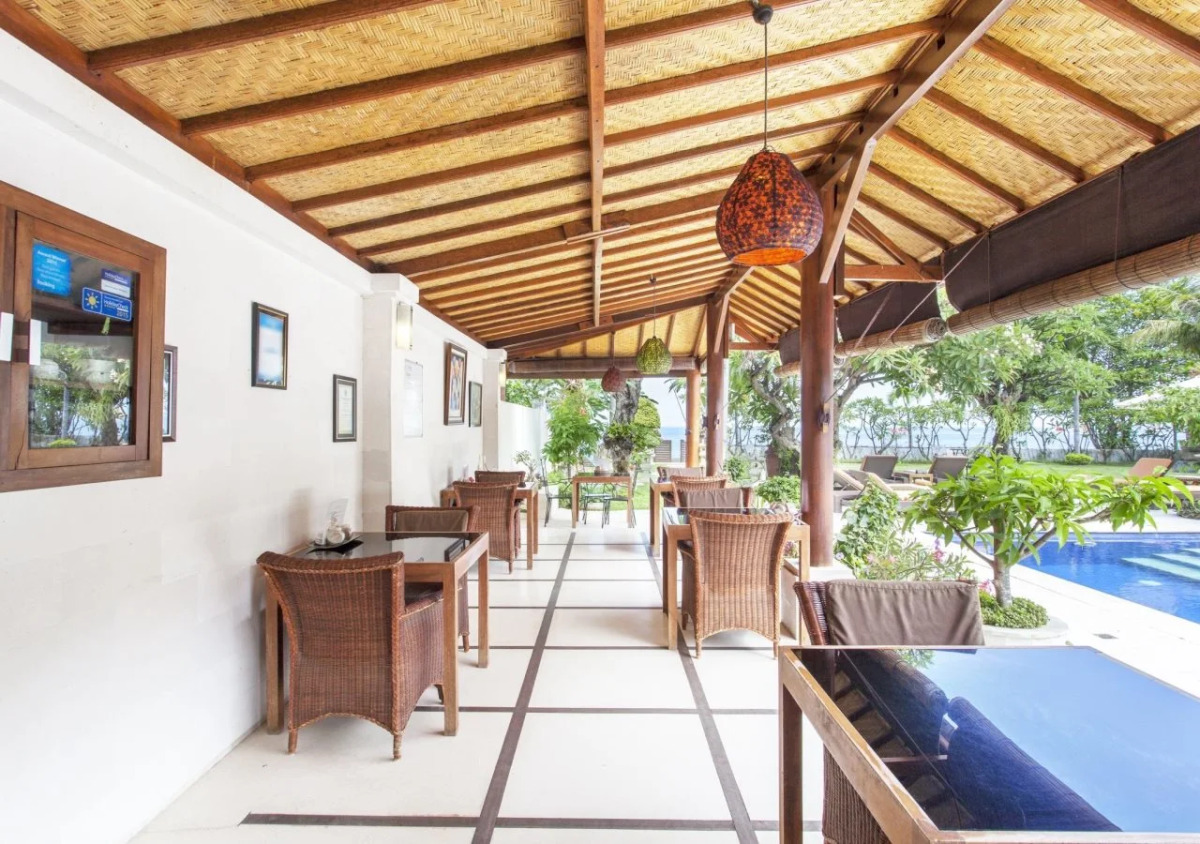 Frangipani Beach Hotel