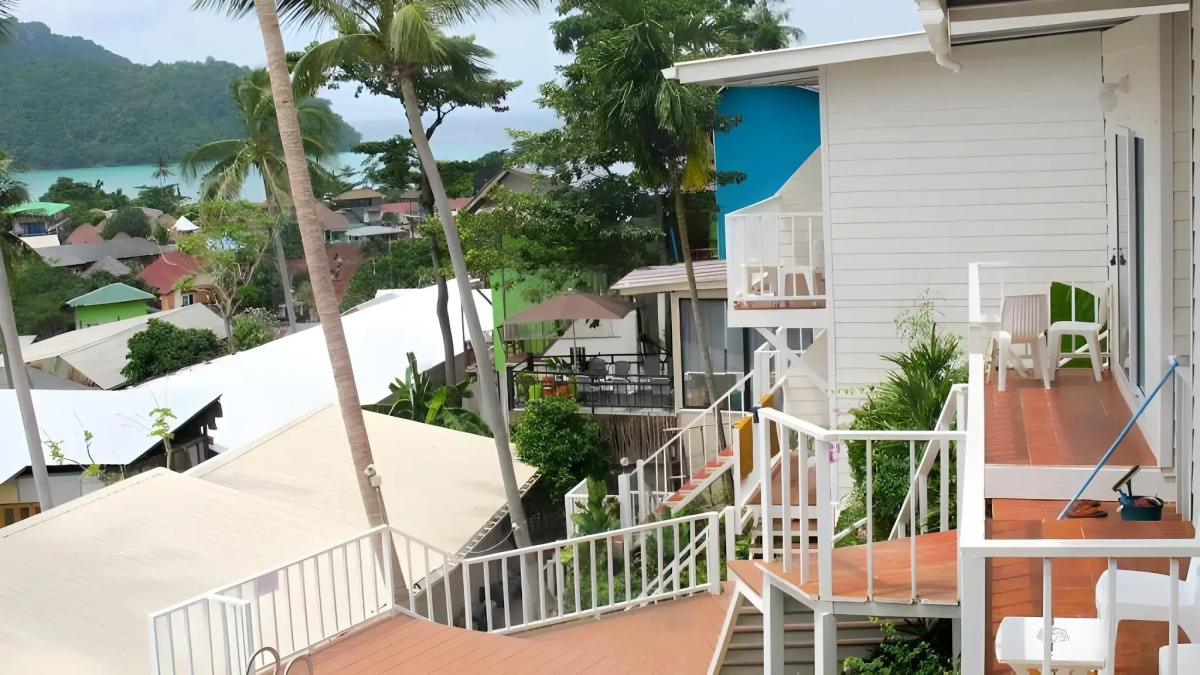 Phi Phi Uphill Cottage