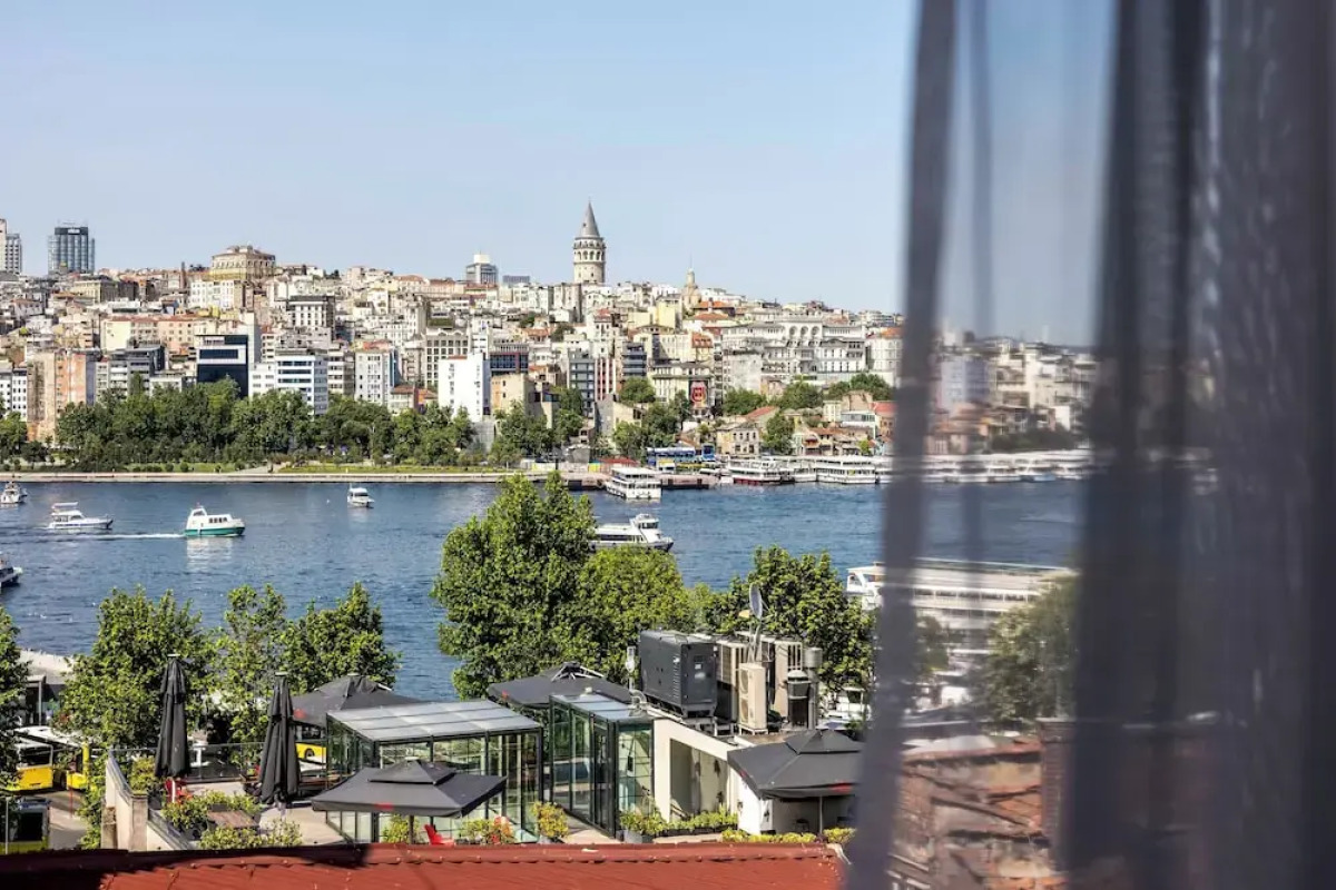 Sistina Old City Hotel