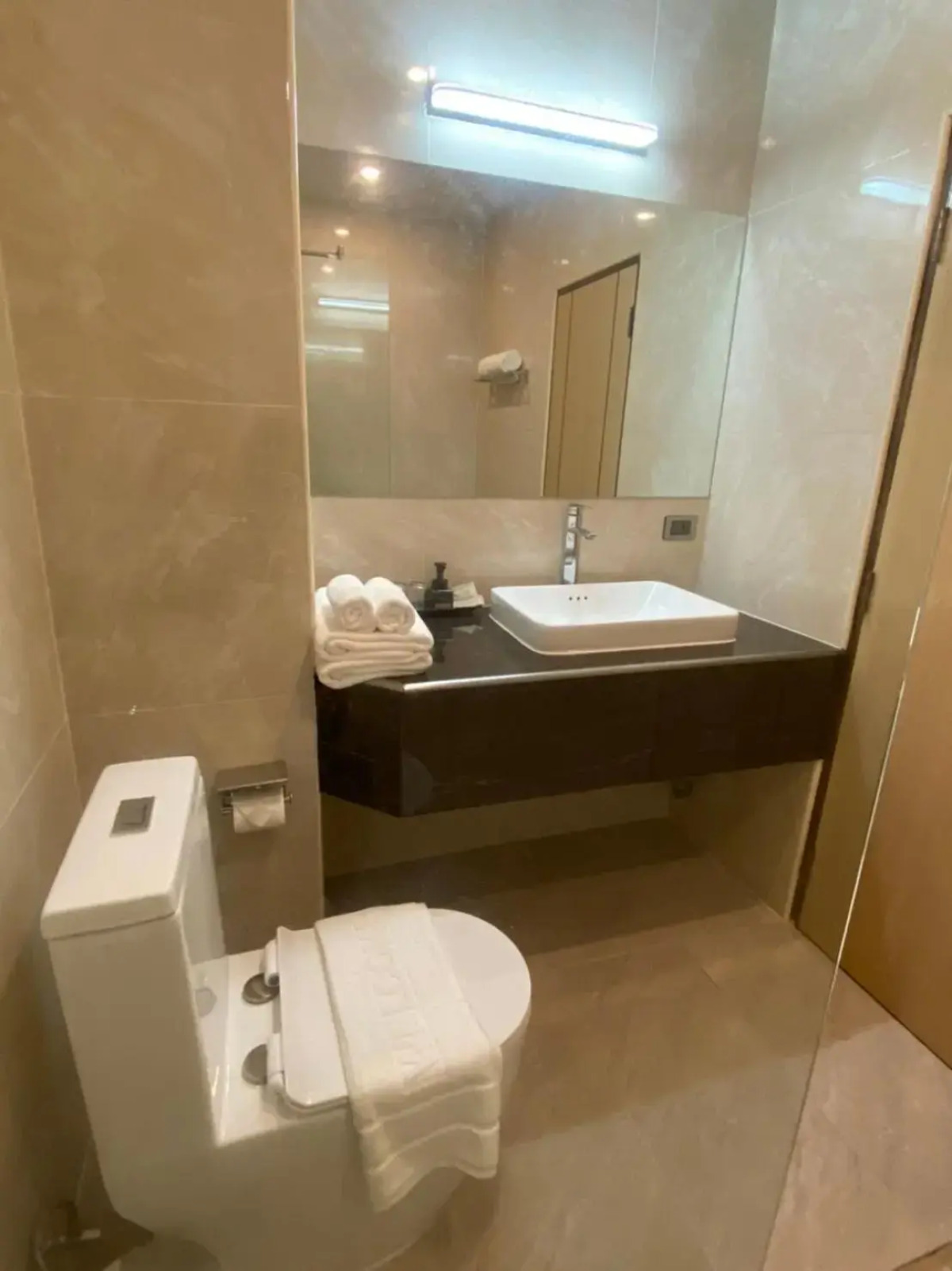 Sunlight Garden Hotel