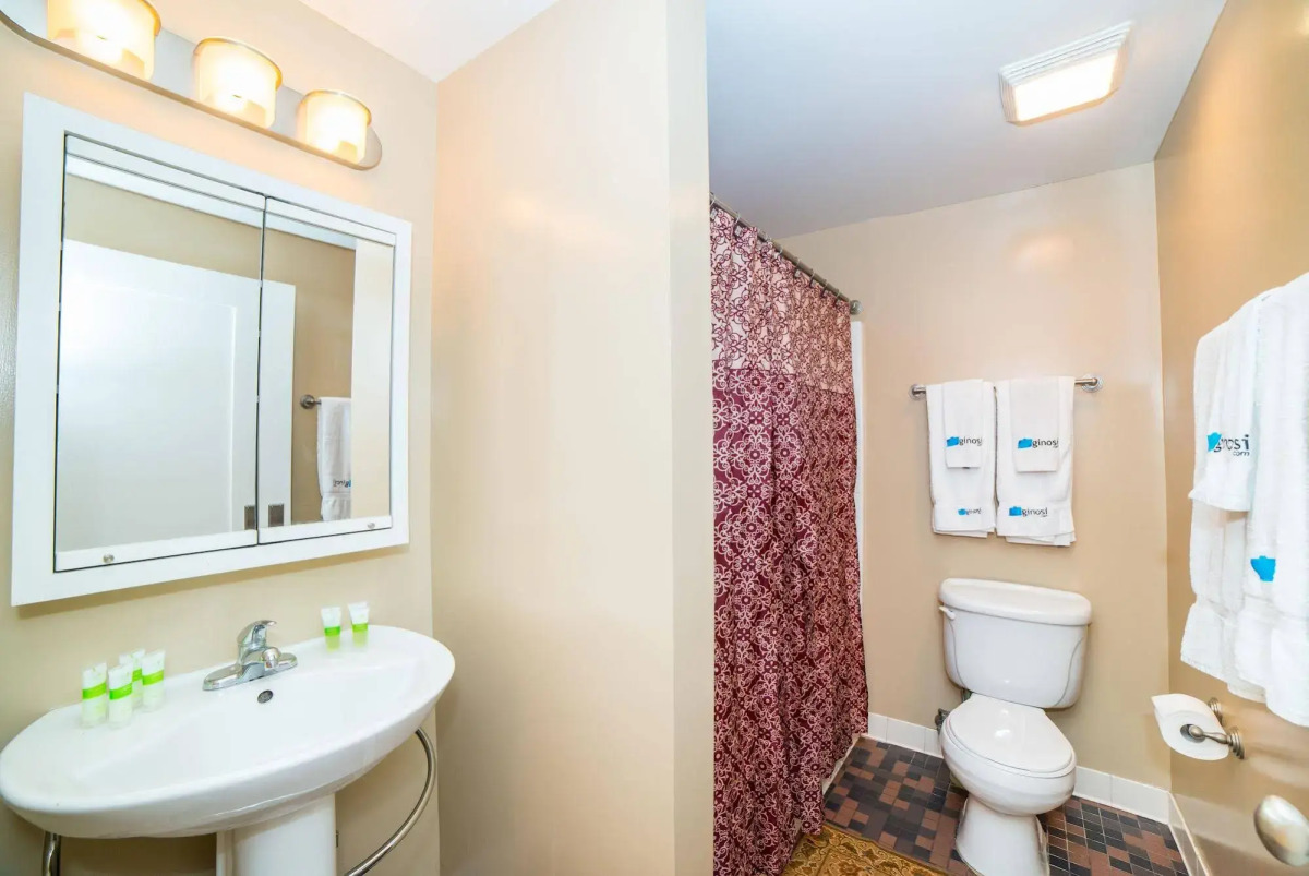 Ginosi Hudson Apartel