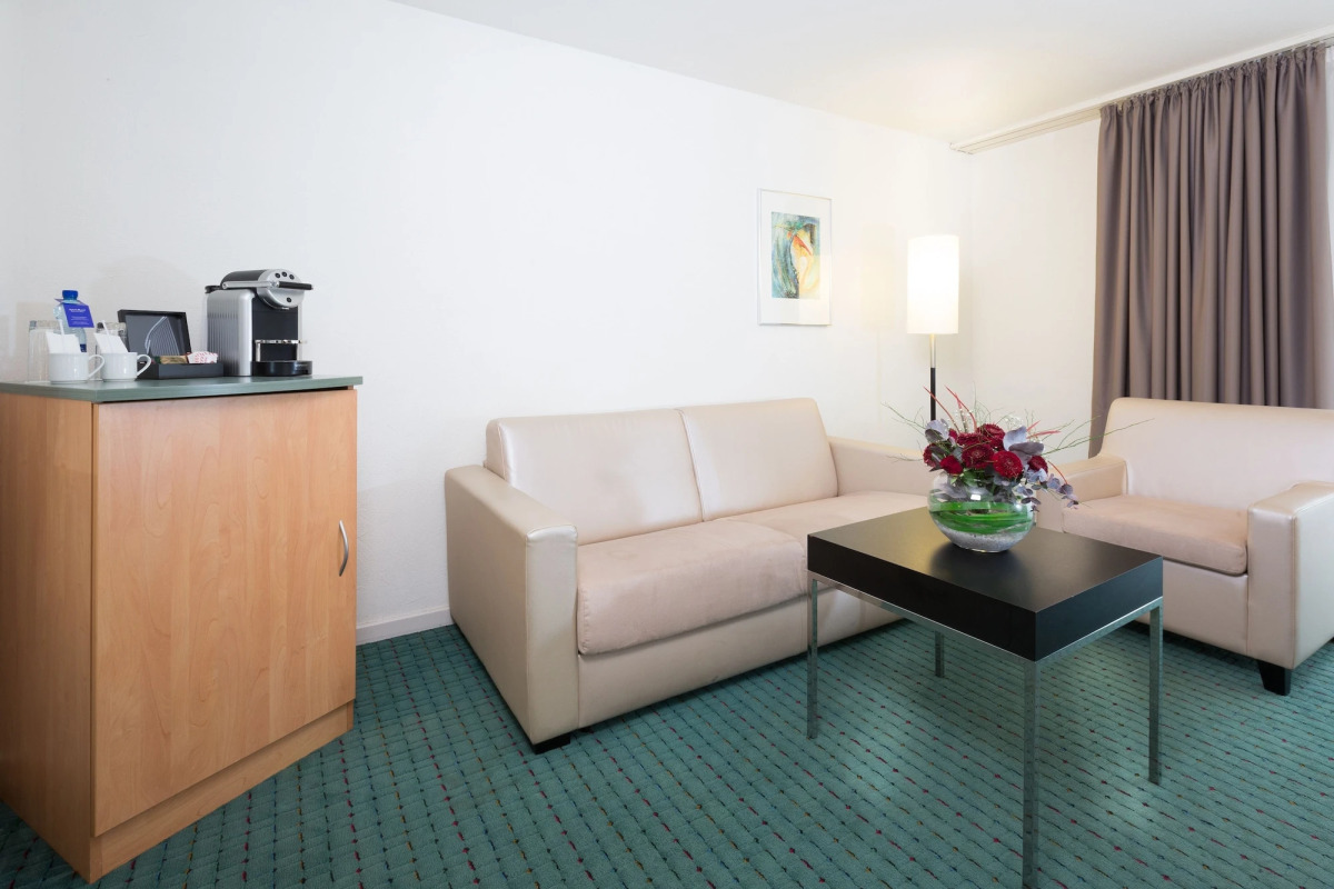 Apart-Hotel Zurich Airport