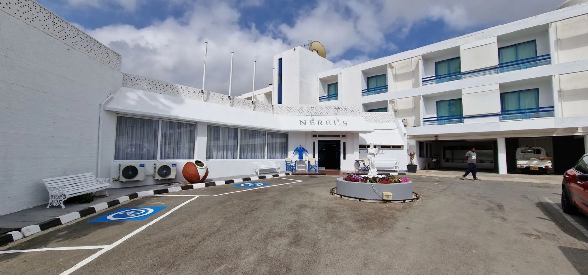 Nereus Hotel