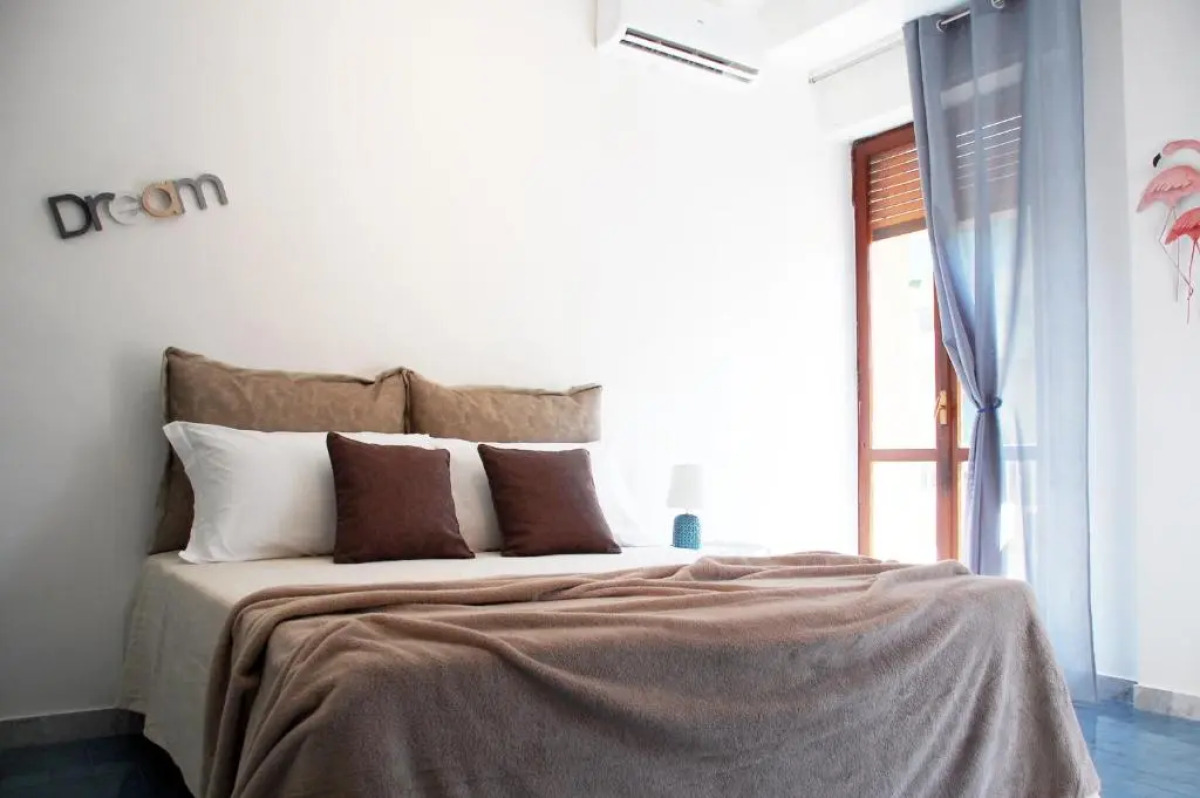 Bari Rooms Central Station