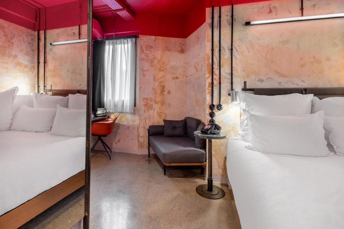 Dave Red Athens Hotel