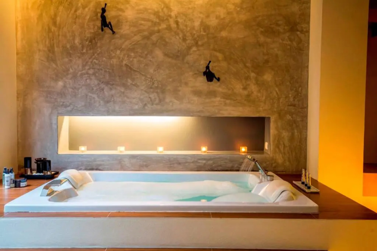 The Anda Mani Khaolak Beachfront Villas