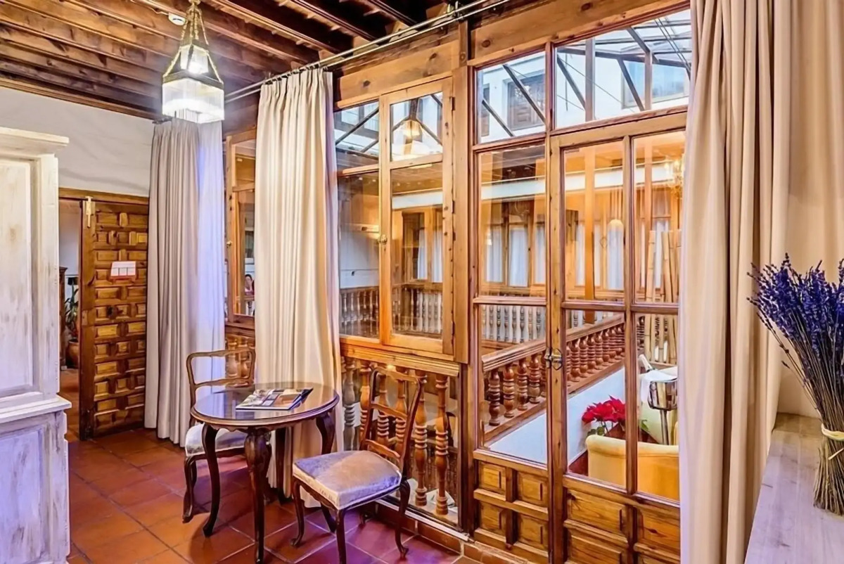 Palacio de Santa Inés hotel