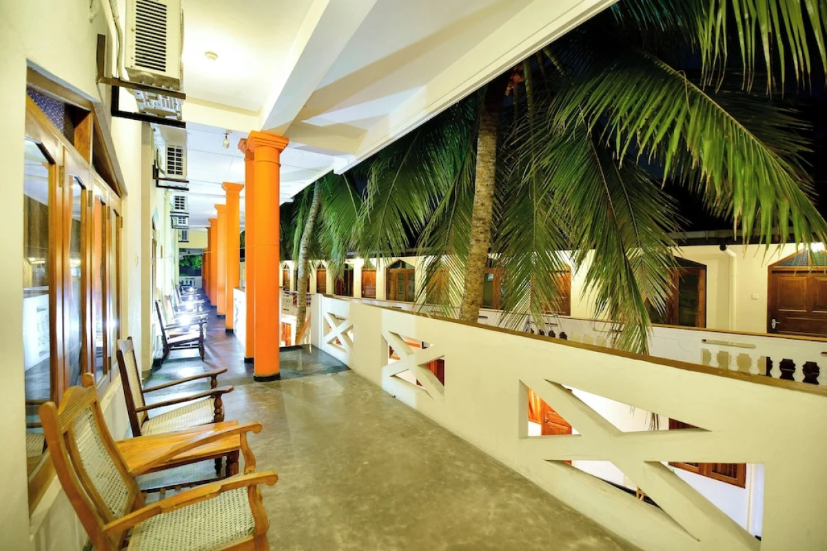 International Beach Hotel