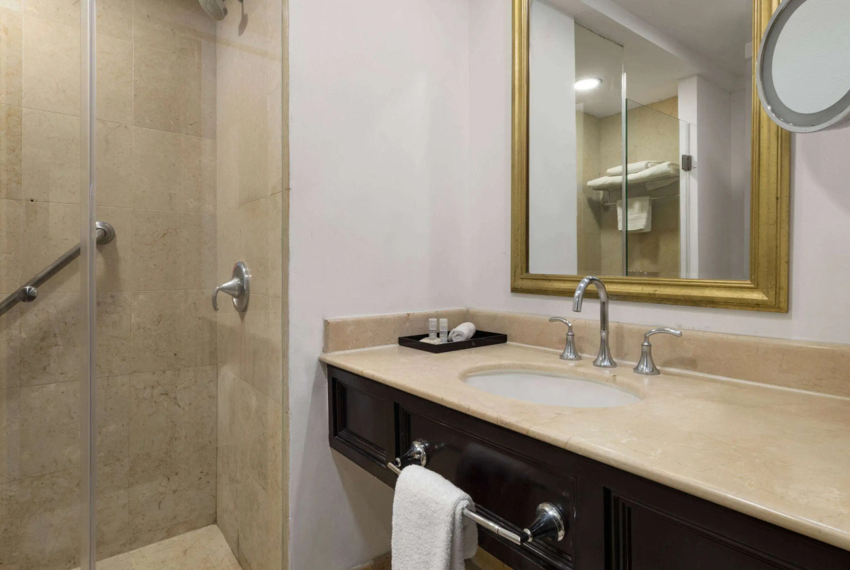 Wyndham Monterrey Ambassador Centro