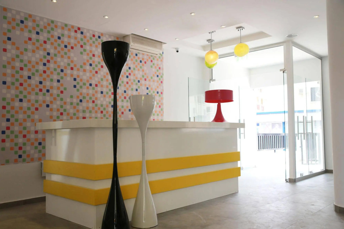 Sea Cleo Napa Hotel & Annex