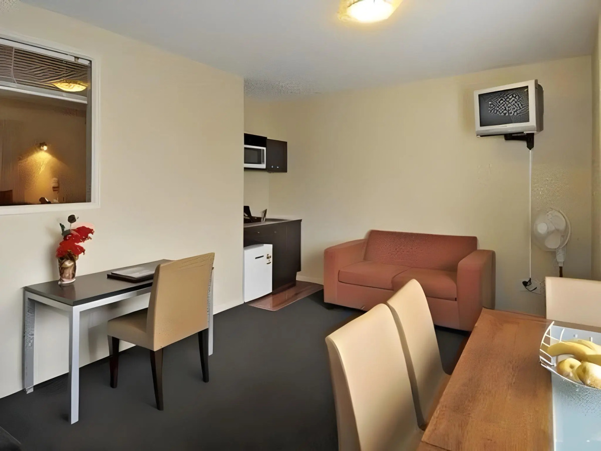 540 on Great South Motel