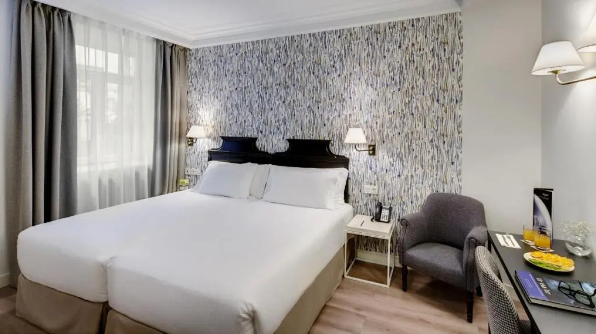 Отель Sercotel Hotel Europa