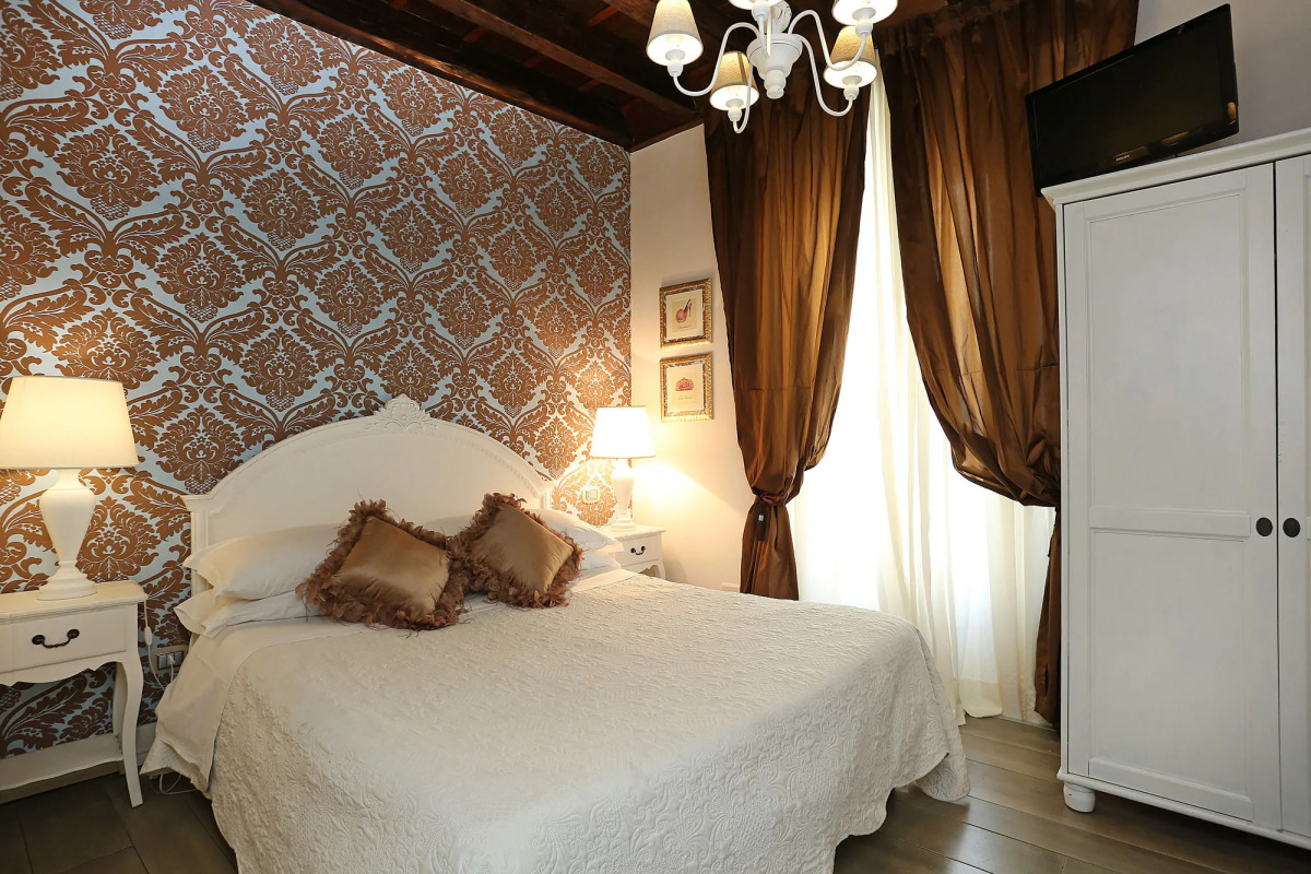 Piazzetta de' Monti Suites