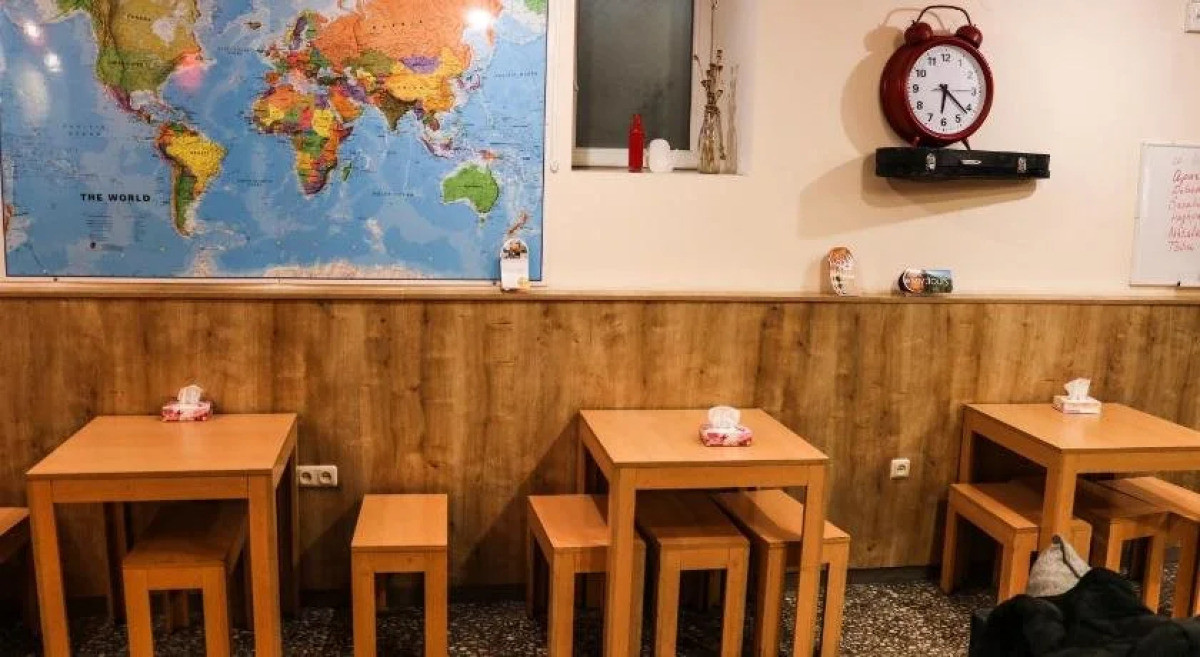 Envoy Hostel & Tours