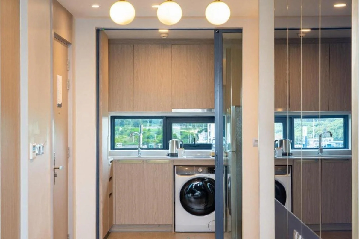 S. Sriracha Hotel and Residence