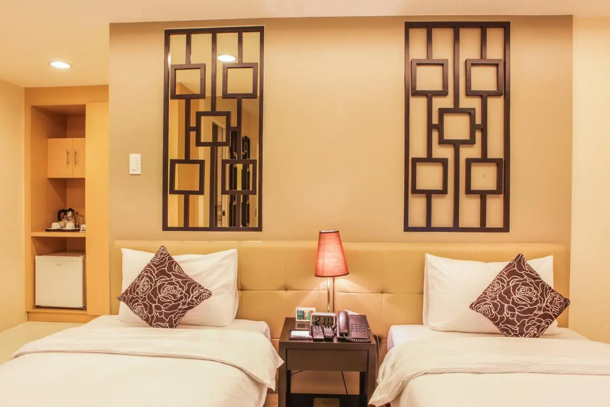 The Exchange Regency Residence Hotel