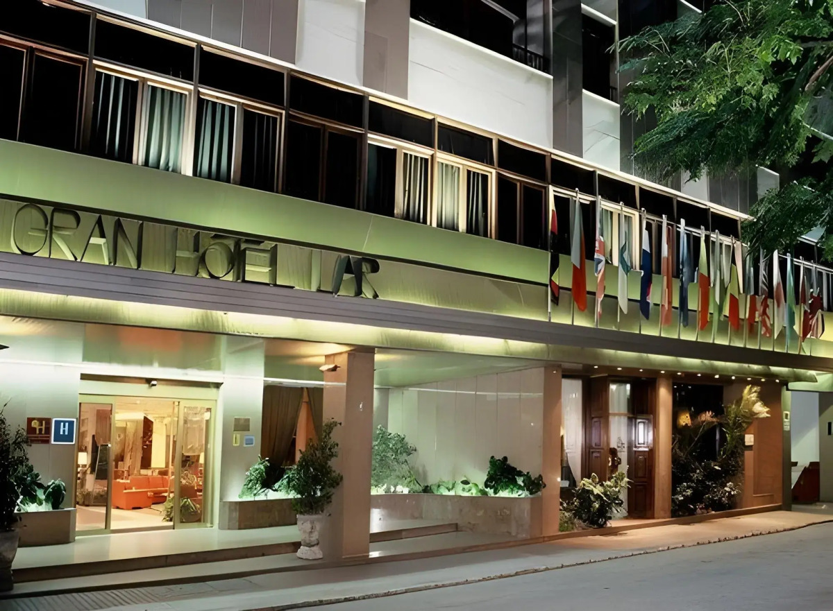 Hotel Macia Sevilla Kubb