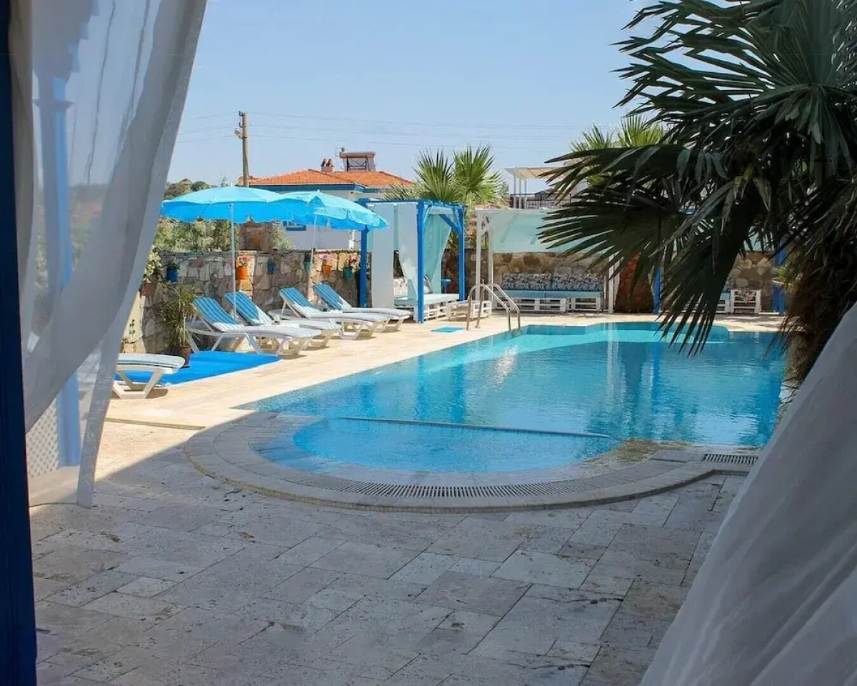 Cunda Paradise Otel