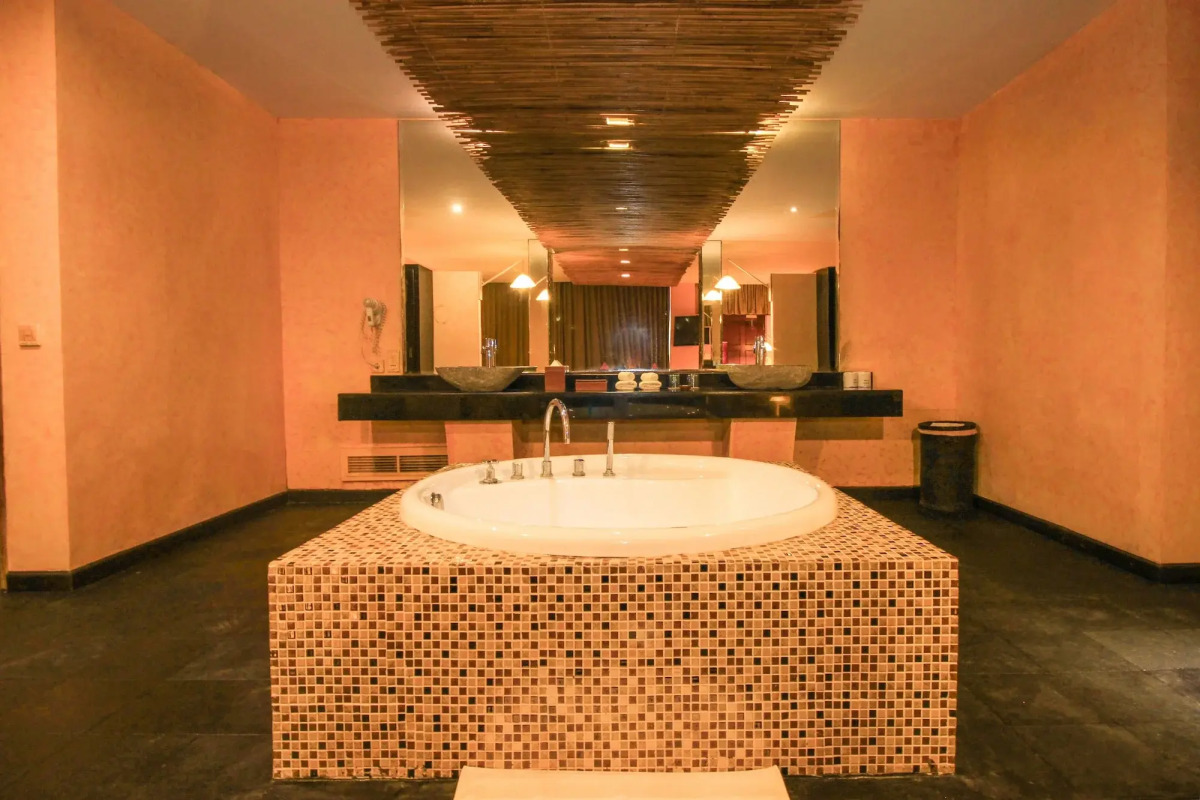 Kupu Kupu Jimbaran Beach Club & Spa by Loccitane