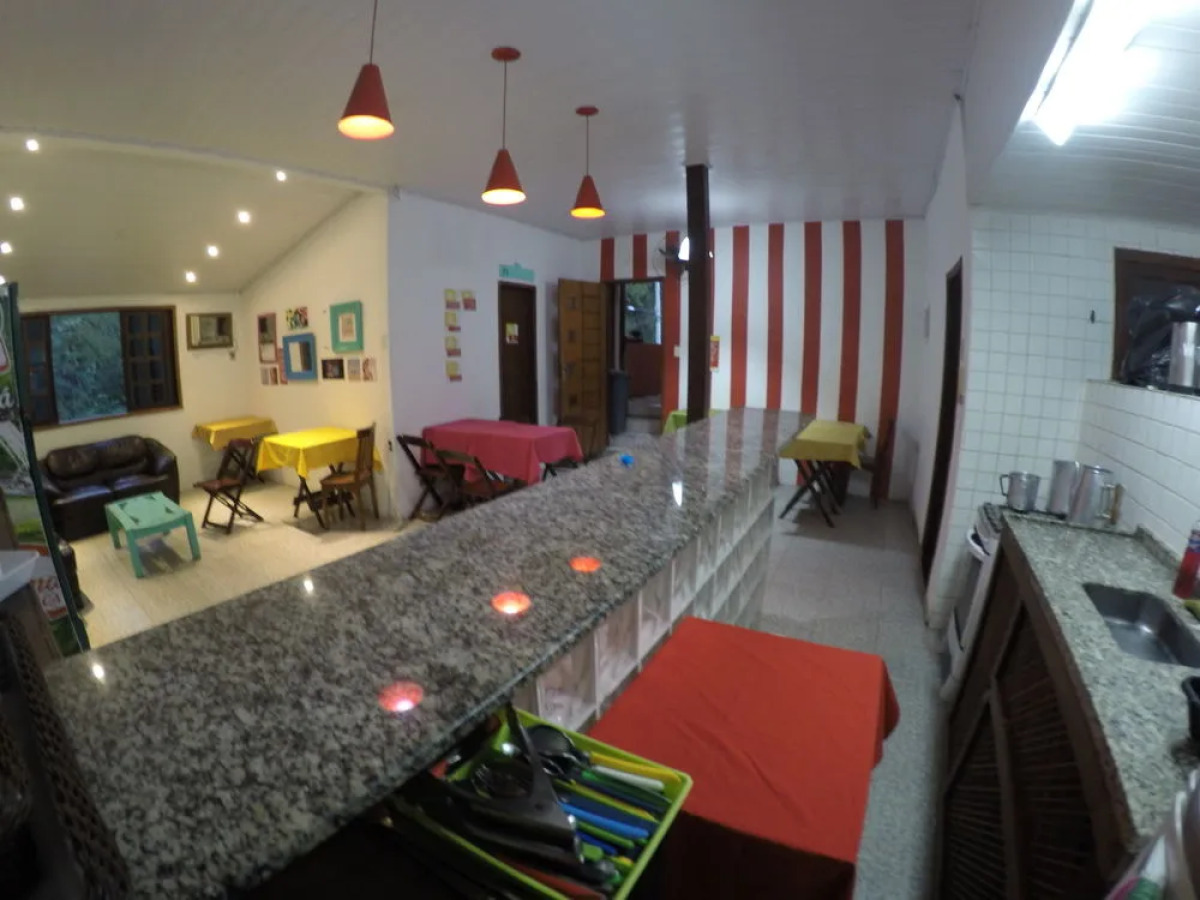 Beach House Ilha Grande - Hostel