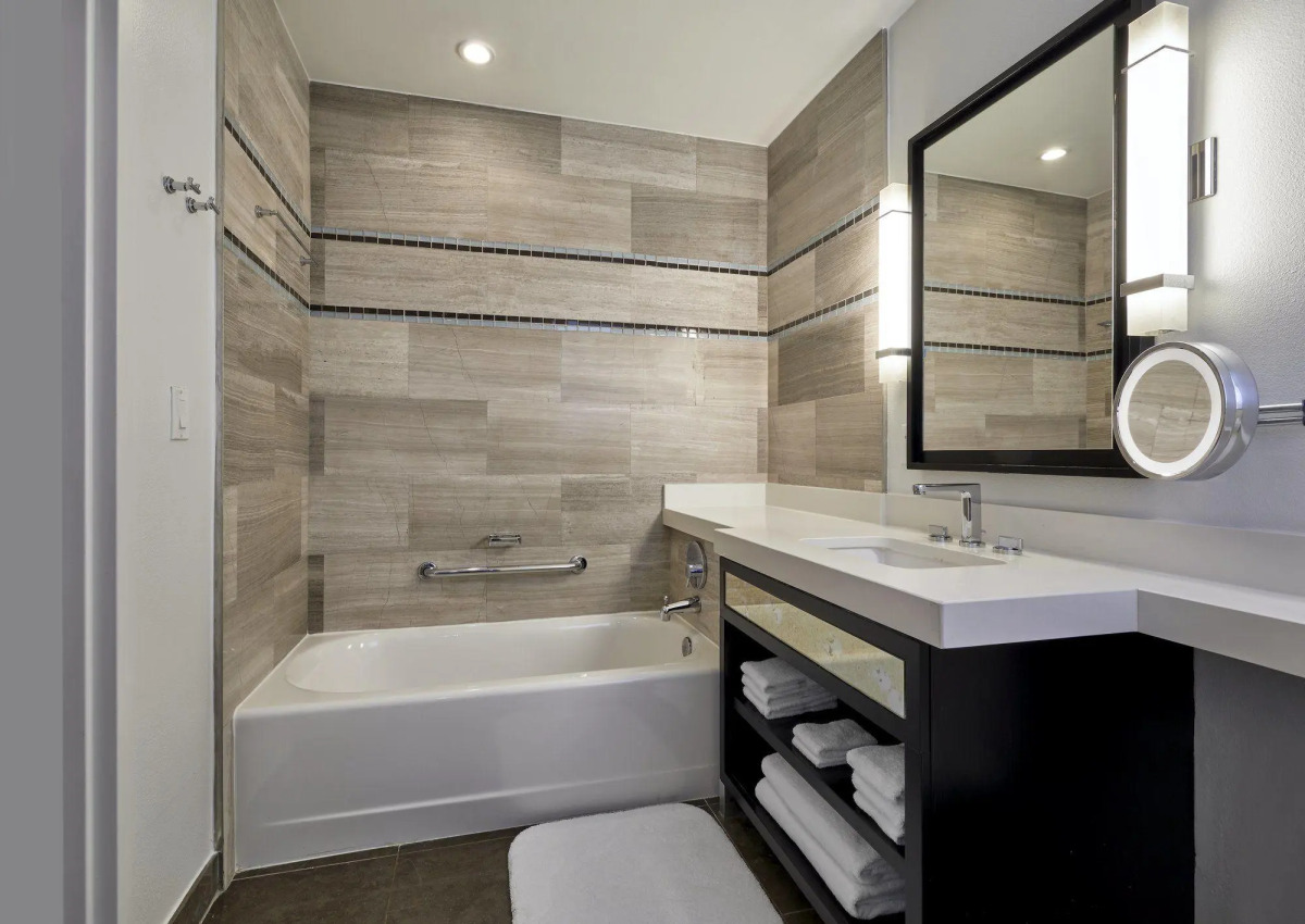 Loews Miami Beach Hotel – South Beach