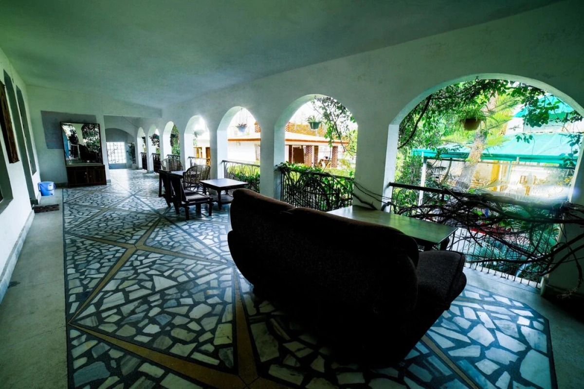 Swiss Cottage and Spa by Salvus