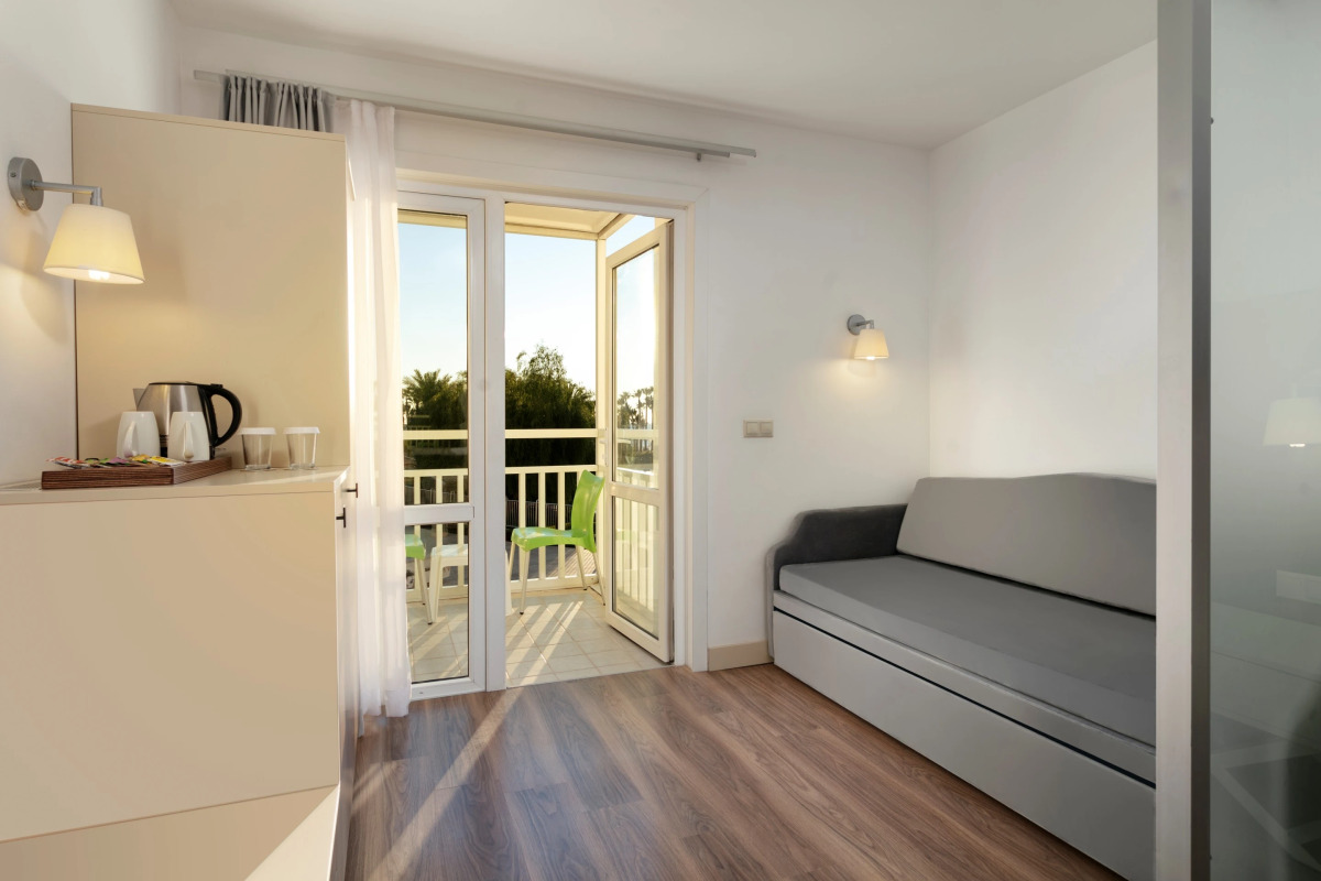 Seven Seas Hotel Blue