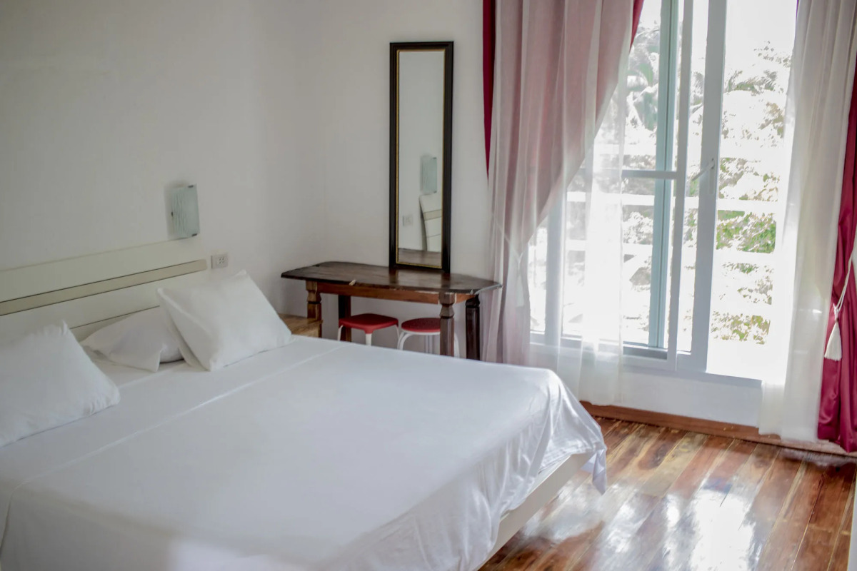 Lanterna Hotel Boracay