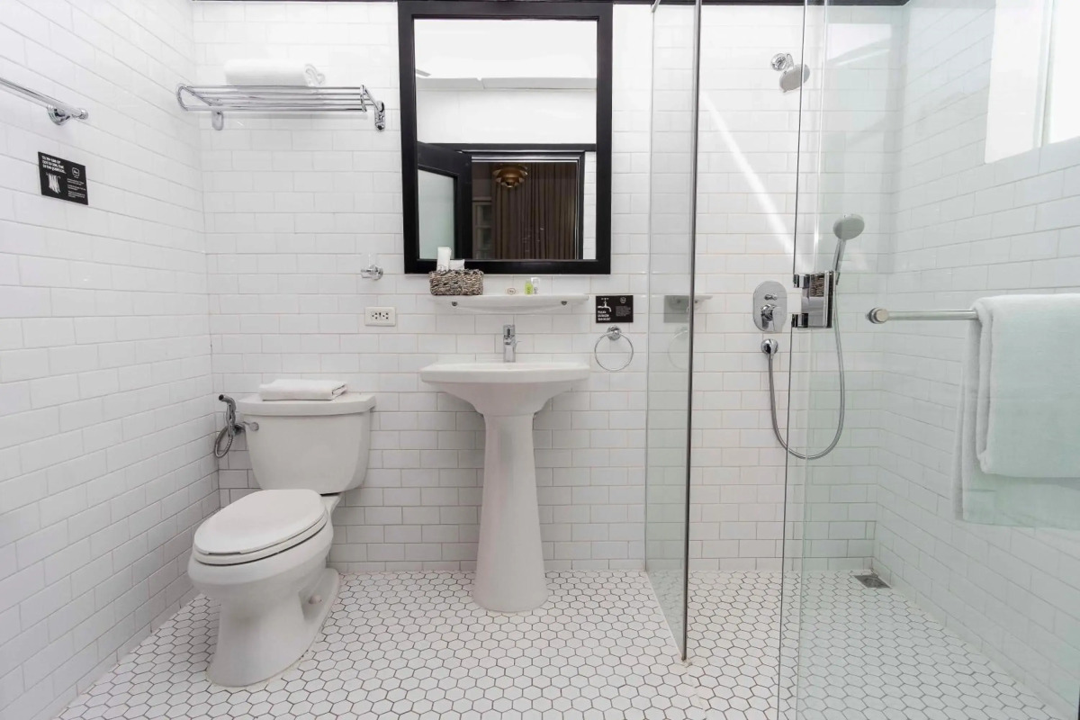 The Henry Hotel Manila